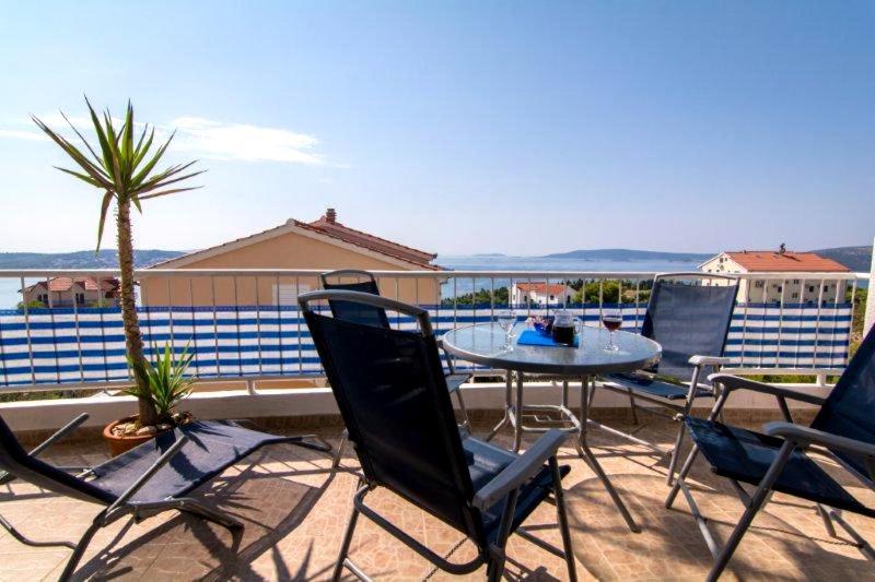 Apartments Jasna Trogir Ngoại thất bức ảnh