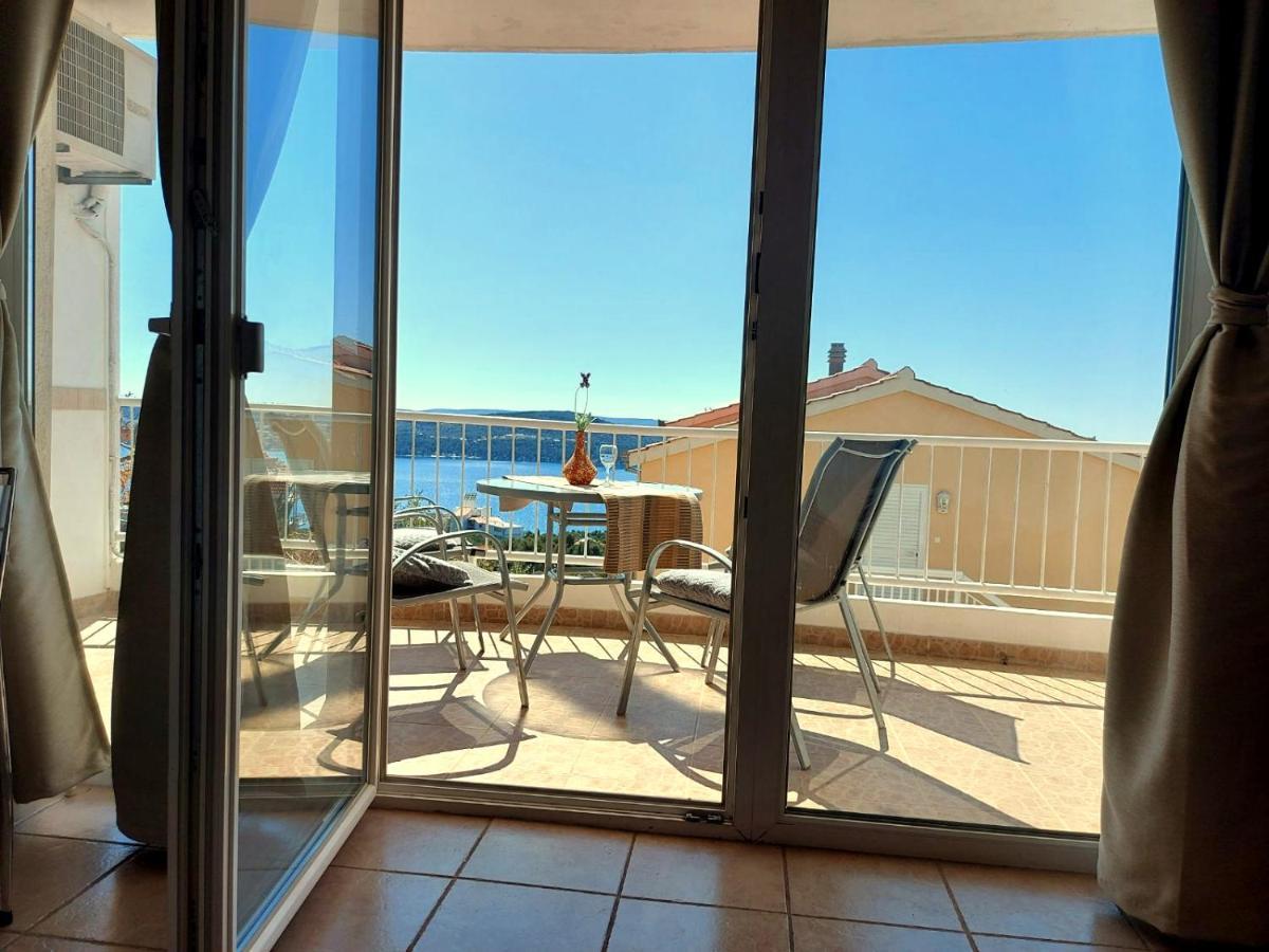 Apartments Jasna Trogir Ngoại thất bức ảnh