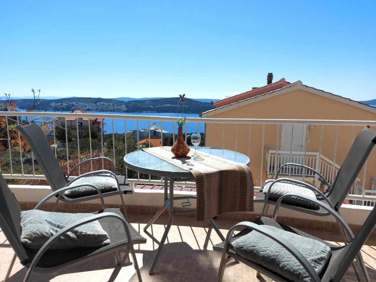 Apartments Jasna Trogir Ngoại thất bức ảnh