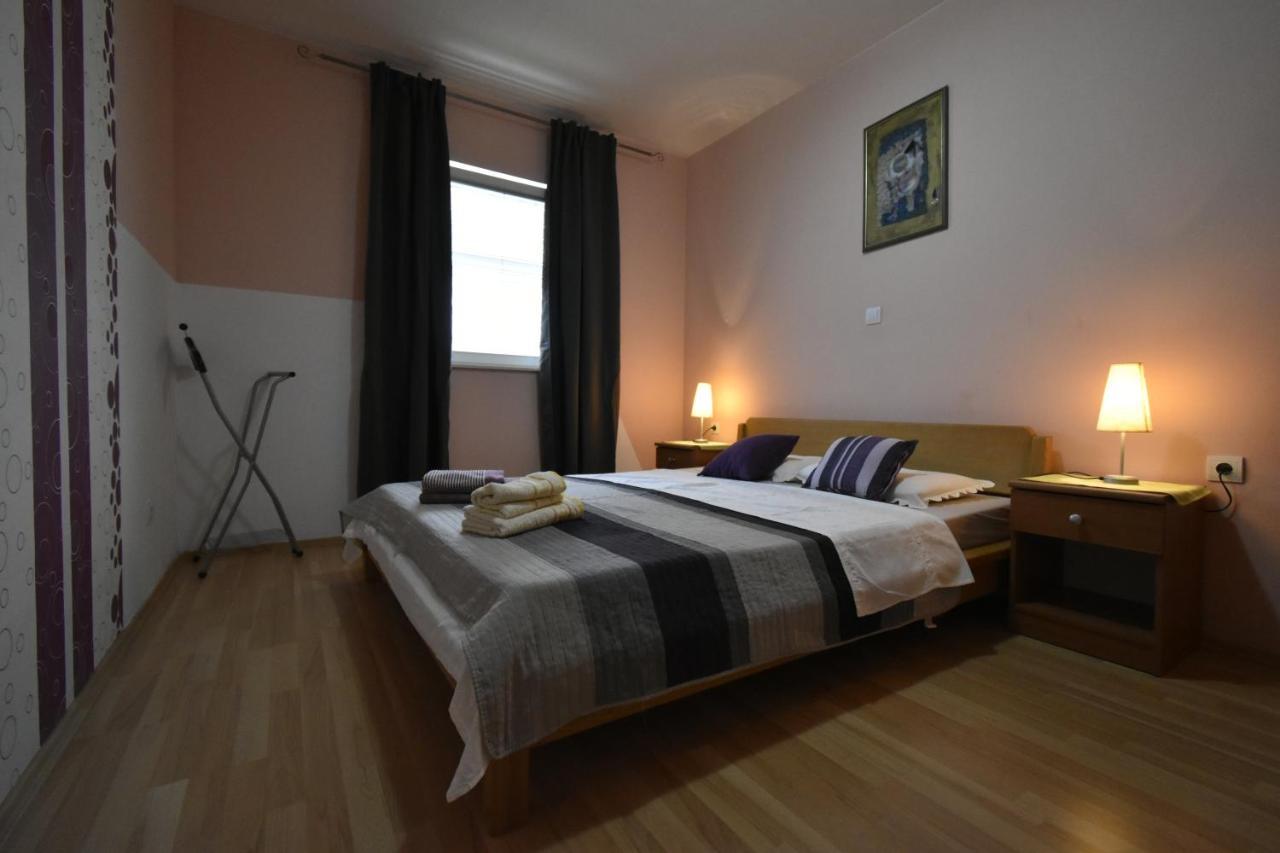 Apartments Jasna Trogir Ngoại thất bức ảnh